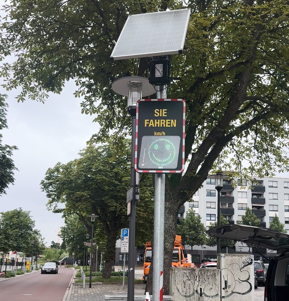 Geschwindigkeitsanzeiger an der Thingstraße