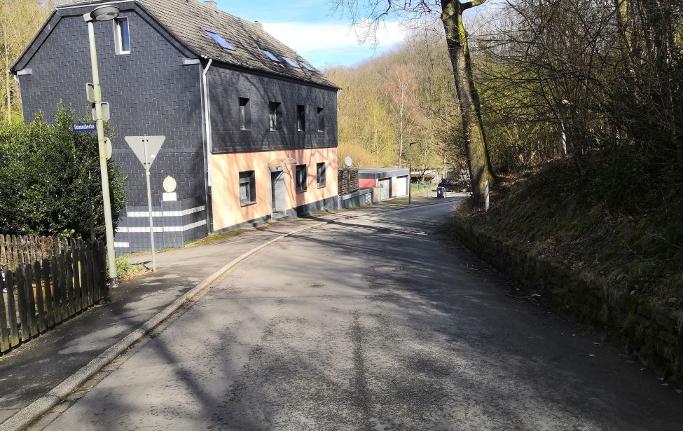Blick auf die Rauendahlstraße aus Richtung der Donnerbecke.
